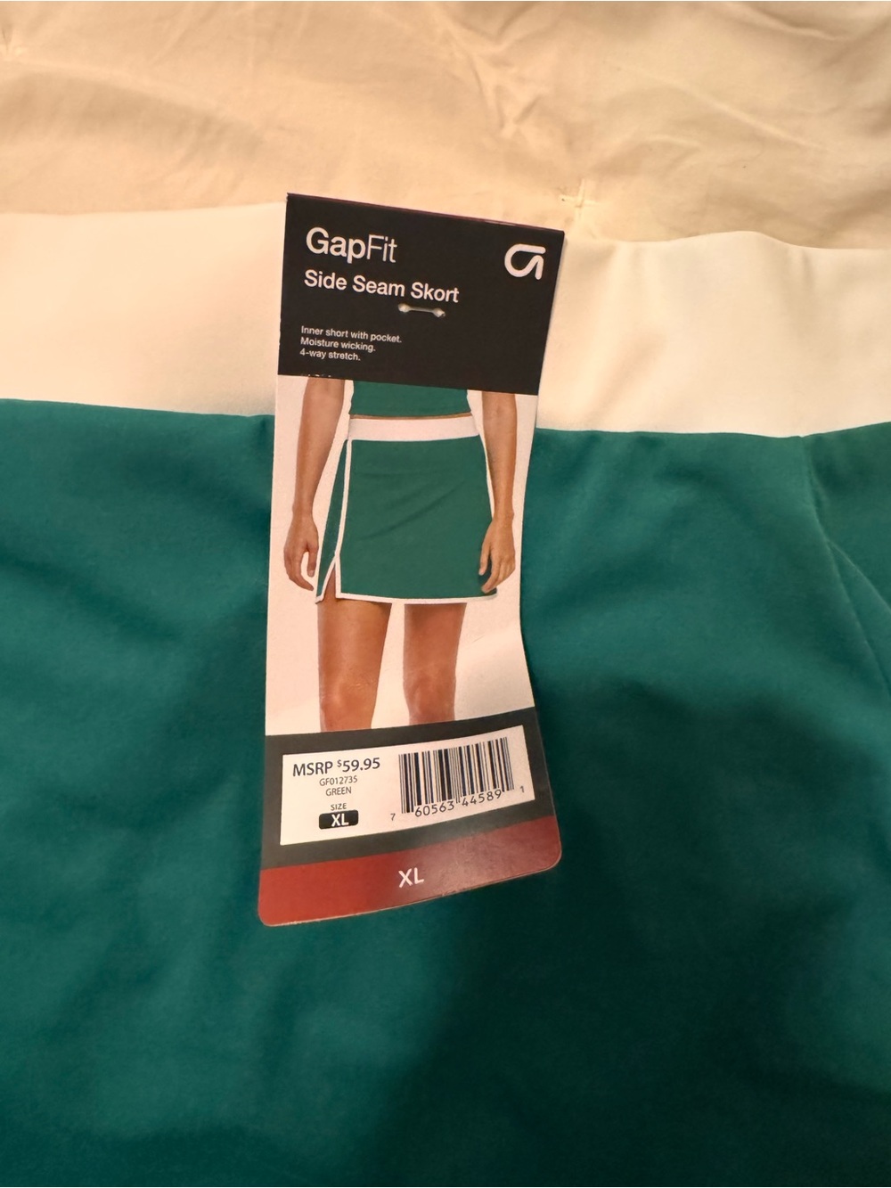 GAP shamrock Green Mini Skort with White Trim - Picture 3 of 5